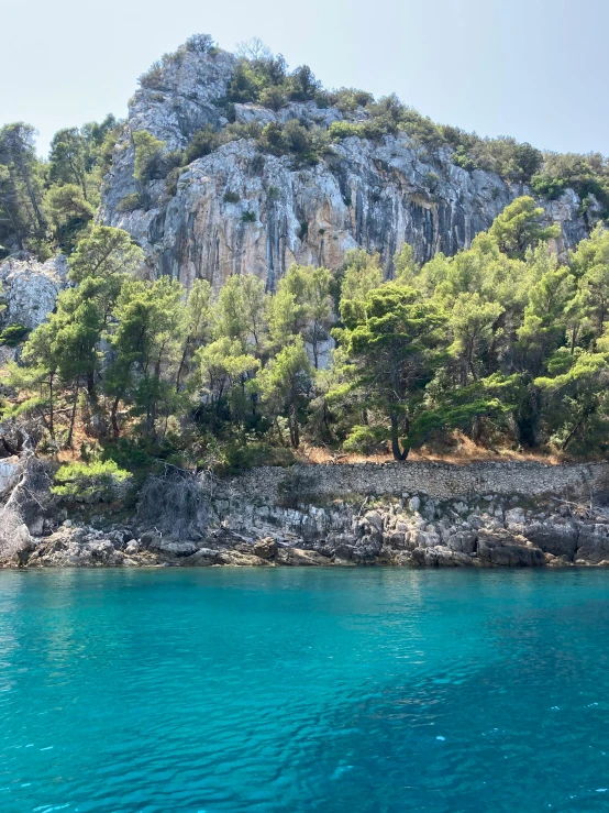 the view from the blue water of the lake