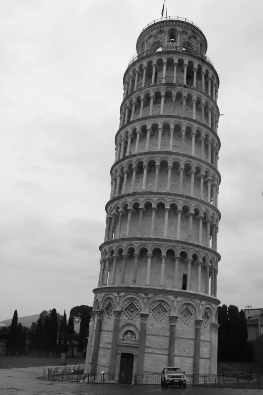 black and white pograph of the leaning tower