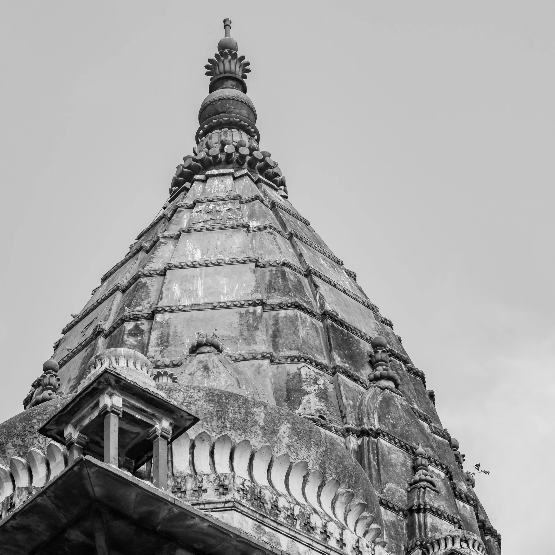 black and white pograph of a large dome on a building