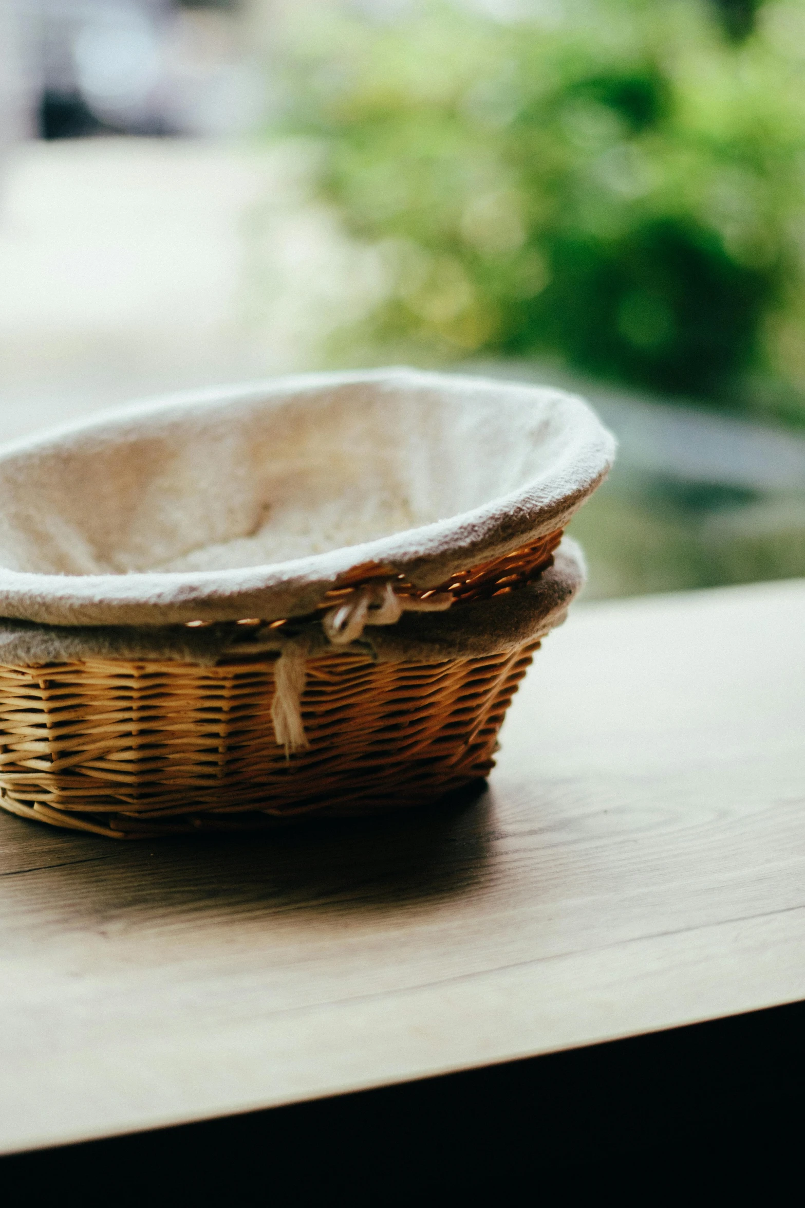 this is a picture of an empty basket