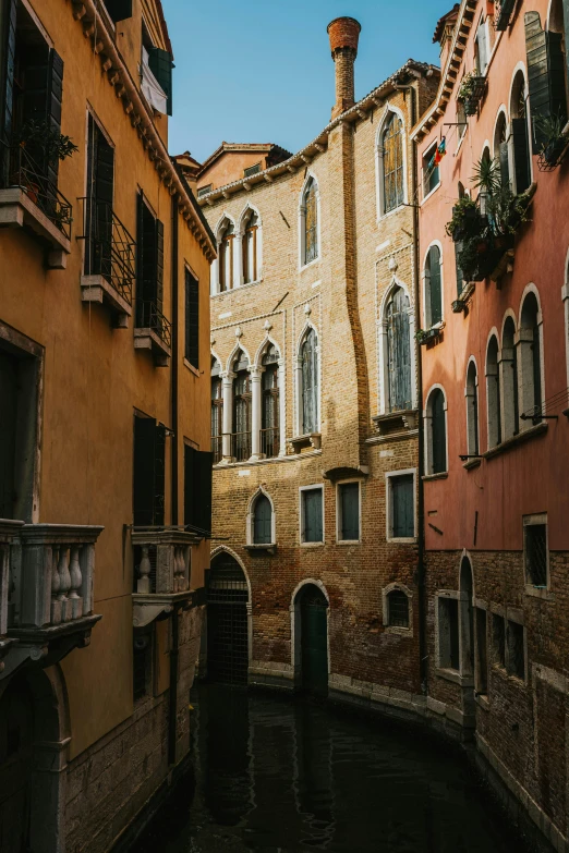 some very pretty buildings next to the water