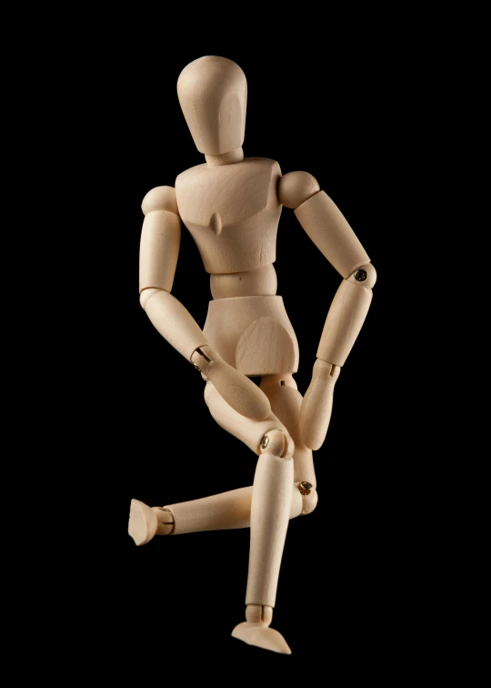 a dummy is walking and has its arms folded