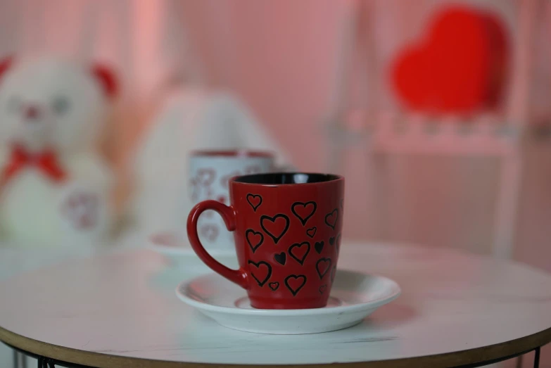 a mug and plate are on the table