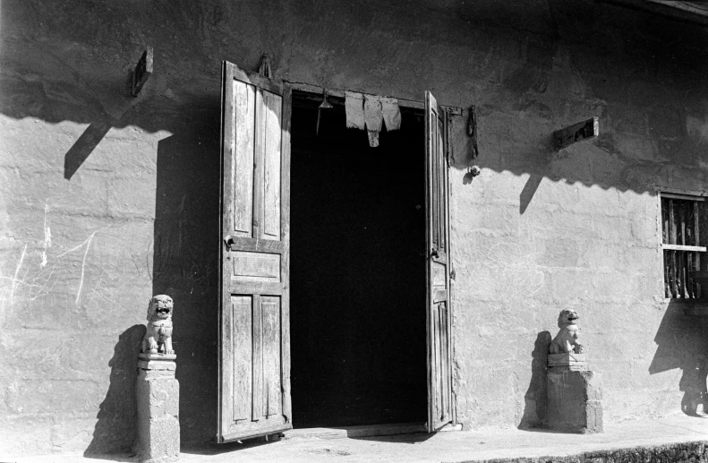 an old po of an open doorway