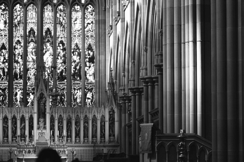 the view of an organ, from the back