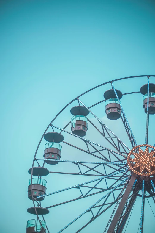 a ferris wheel that is very close to the ground