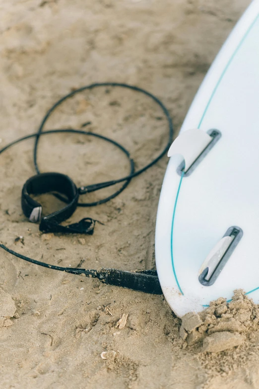 the cord has an empty tube connected to the board