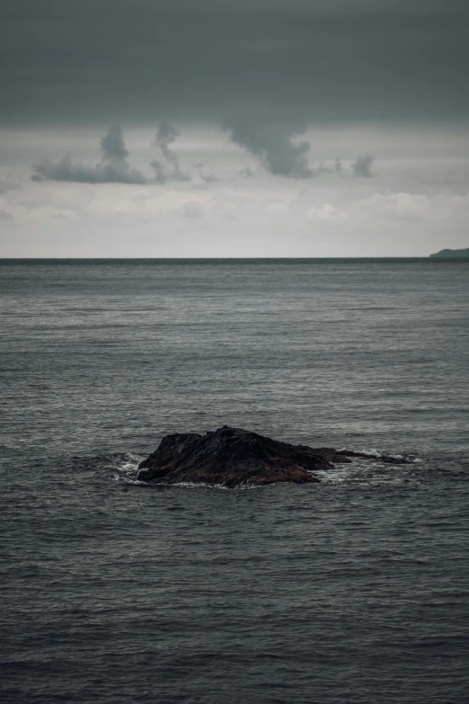 there is a large body of water next to a large island