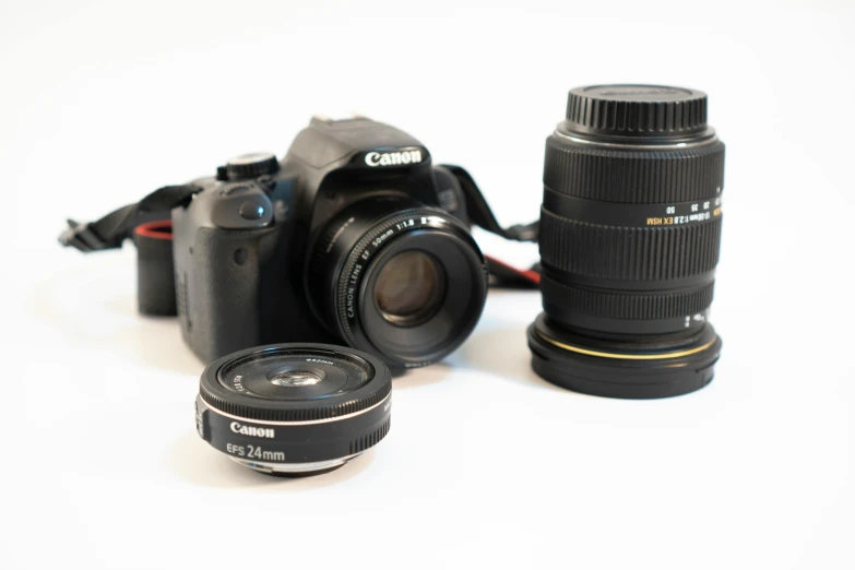 an electronic camera and a digital lens