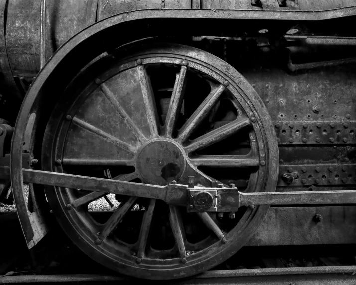 the wheels on the front of a train are old