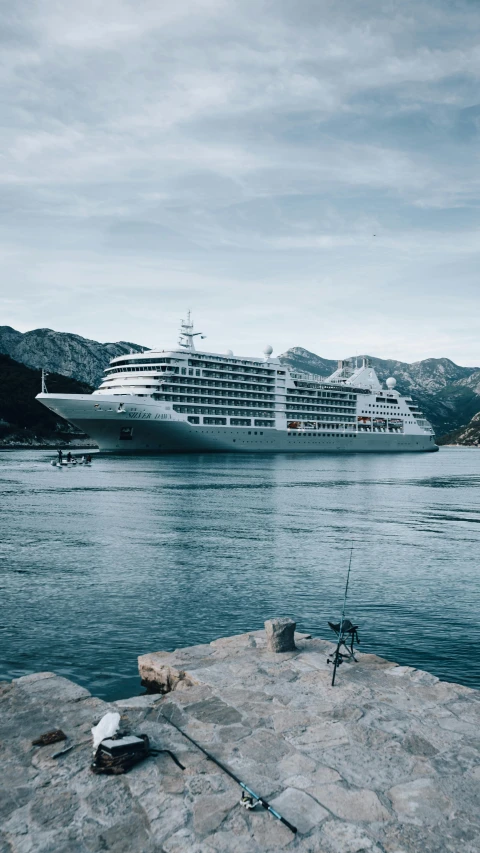 there is a boat docked near the dock