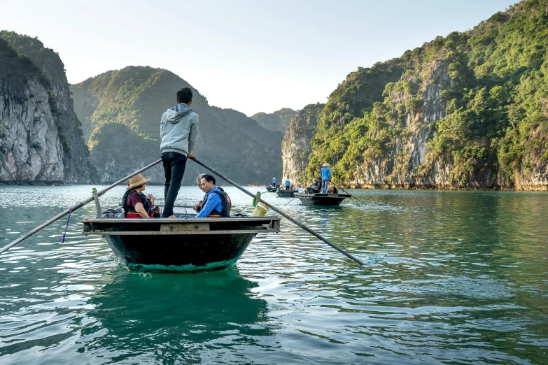 people are enjoying a day out in the water