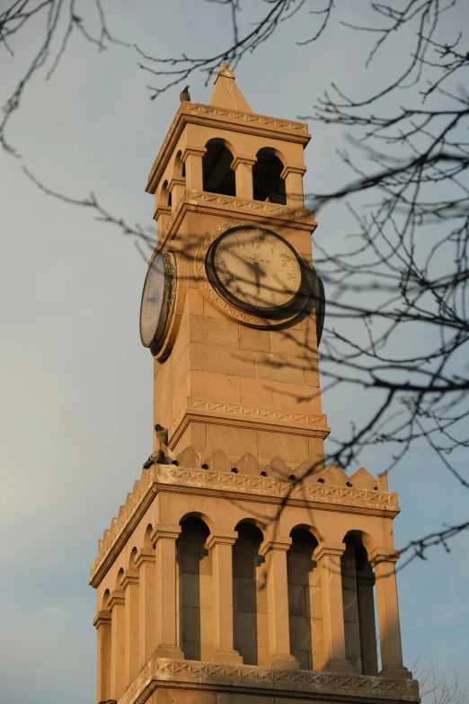 there is a clock that is on the tower of this building