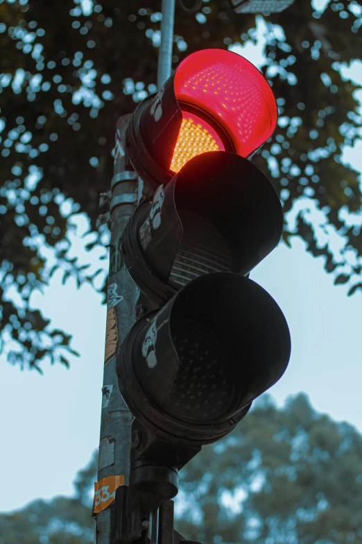 a close up view of a traffic light