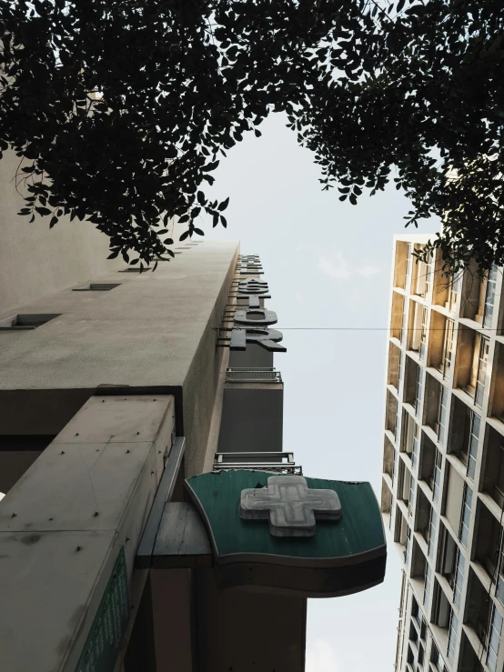 an old building is seen from the ground to the sky