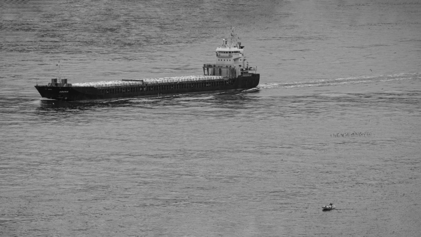 a small boat traveling through the water