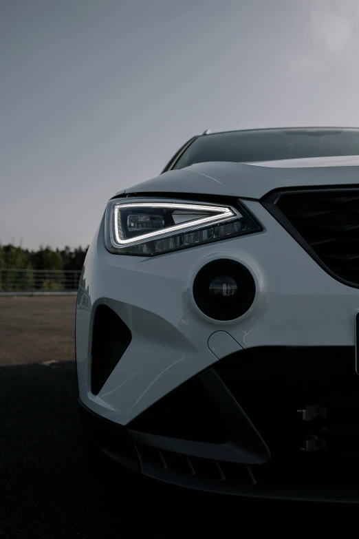 a close up view of the front light on the mercedes c - class