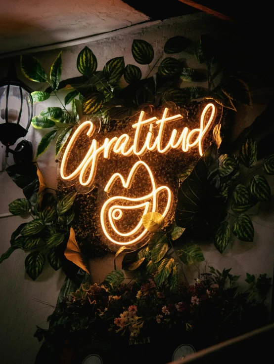 the neon sign for a restaurant called grateful