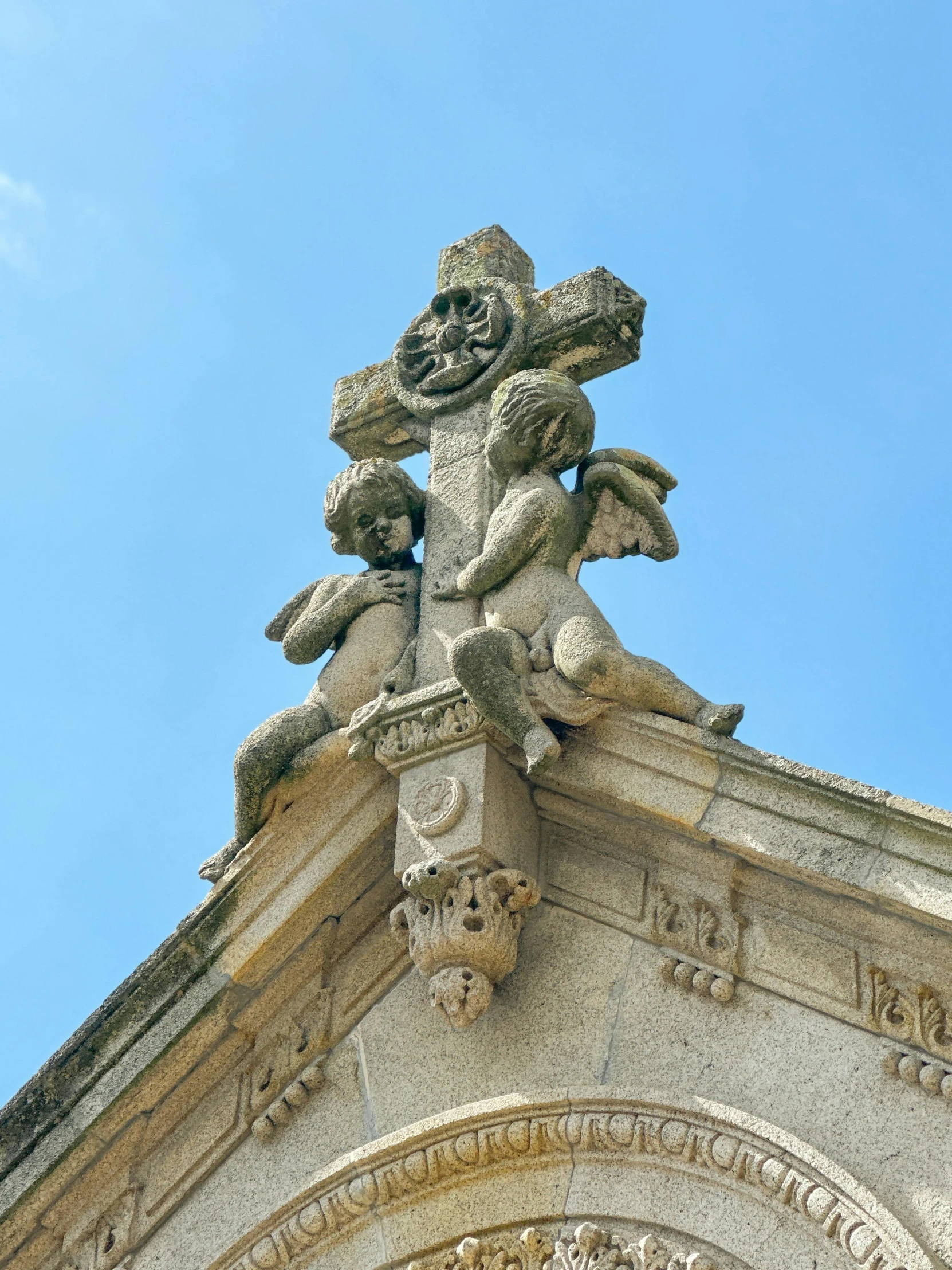 some gargoyle on the top of a building