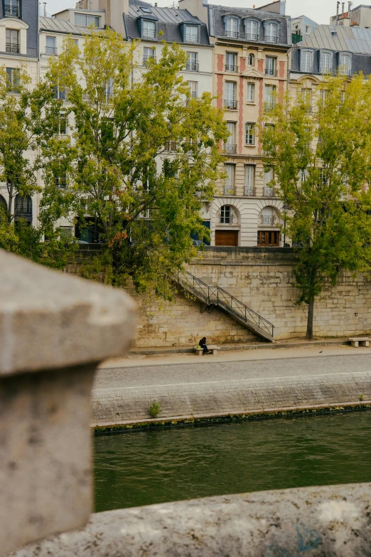 an urban setting with buildings and water