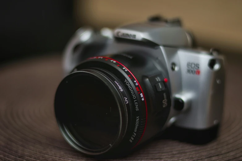 an image of a camera that is on a table