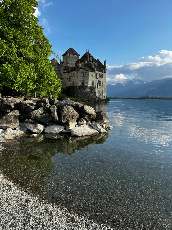 there is a building that looks like it is surrounded by water