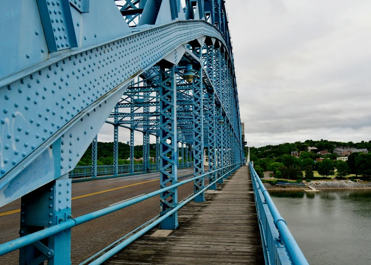 the bridge is in the middle of the water