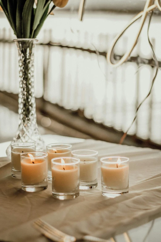 a table that has candles sitting on it