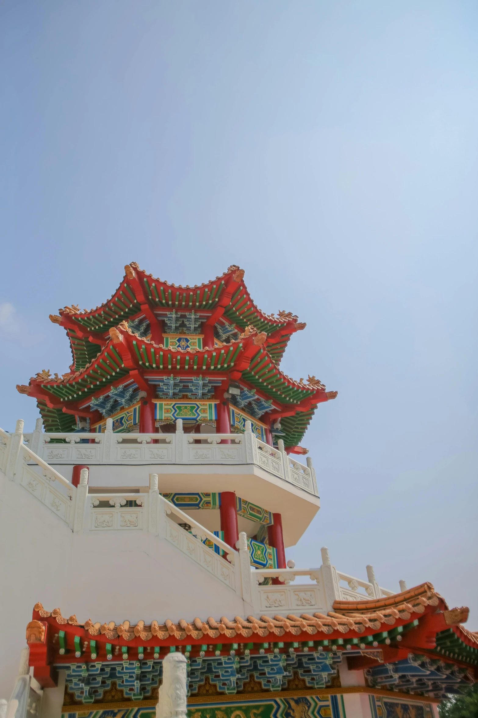 chinese architecture painted in red, green and blue