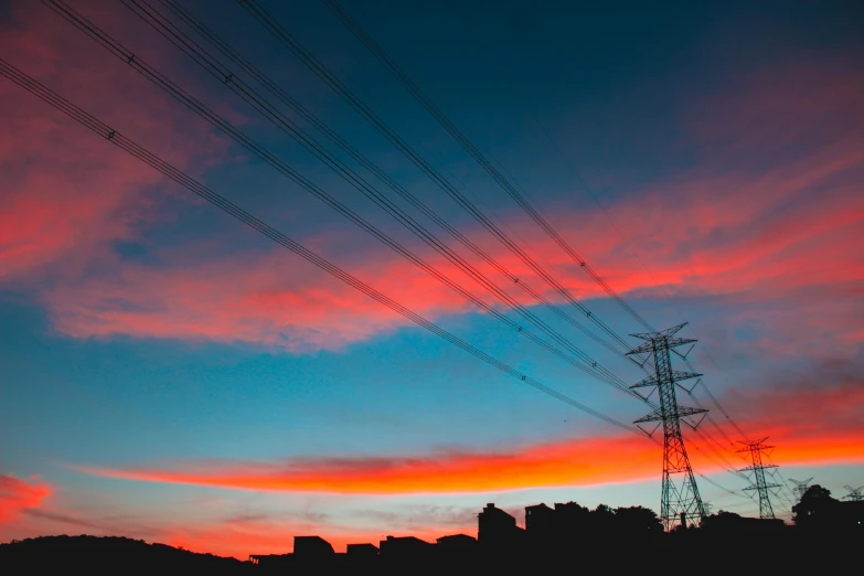 the sky at twilight in an apartment complex