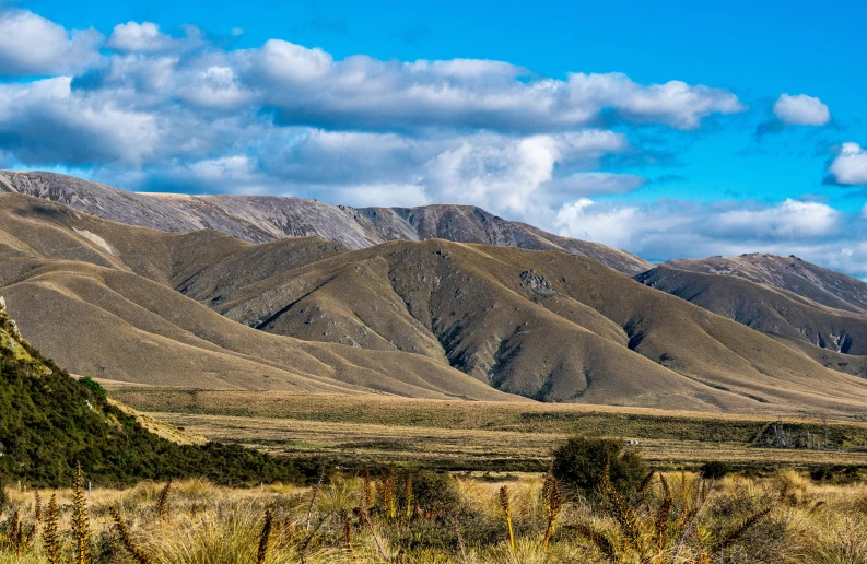 the mountain range has many different colors