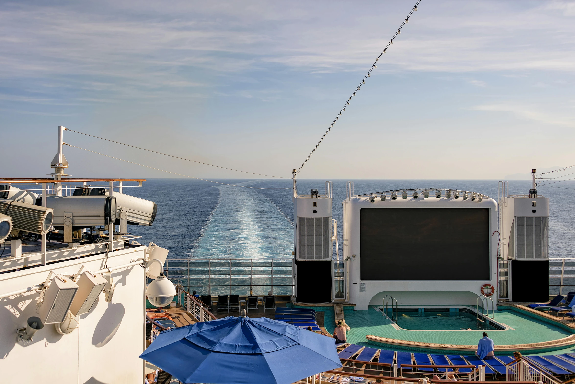 a view of an outside area on the top deck