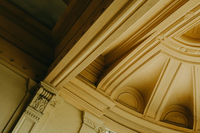 an overhead picture of a ceiling with some kind of plaster