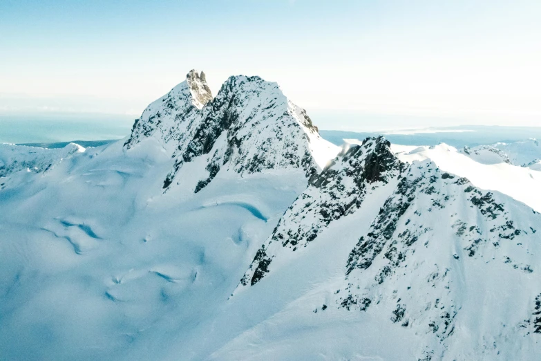 a snowy mountain covered with snow and lots of snow