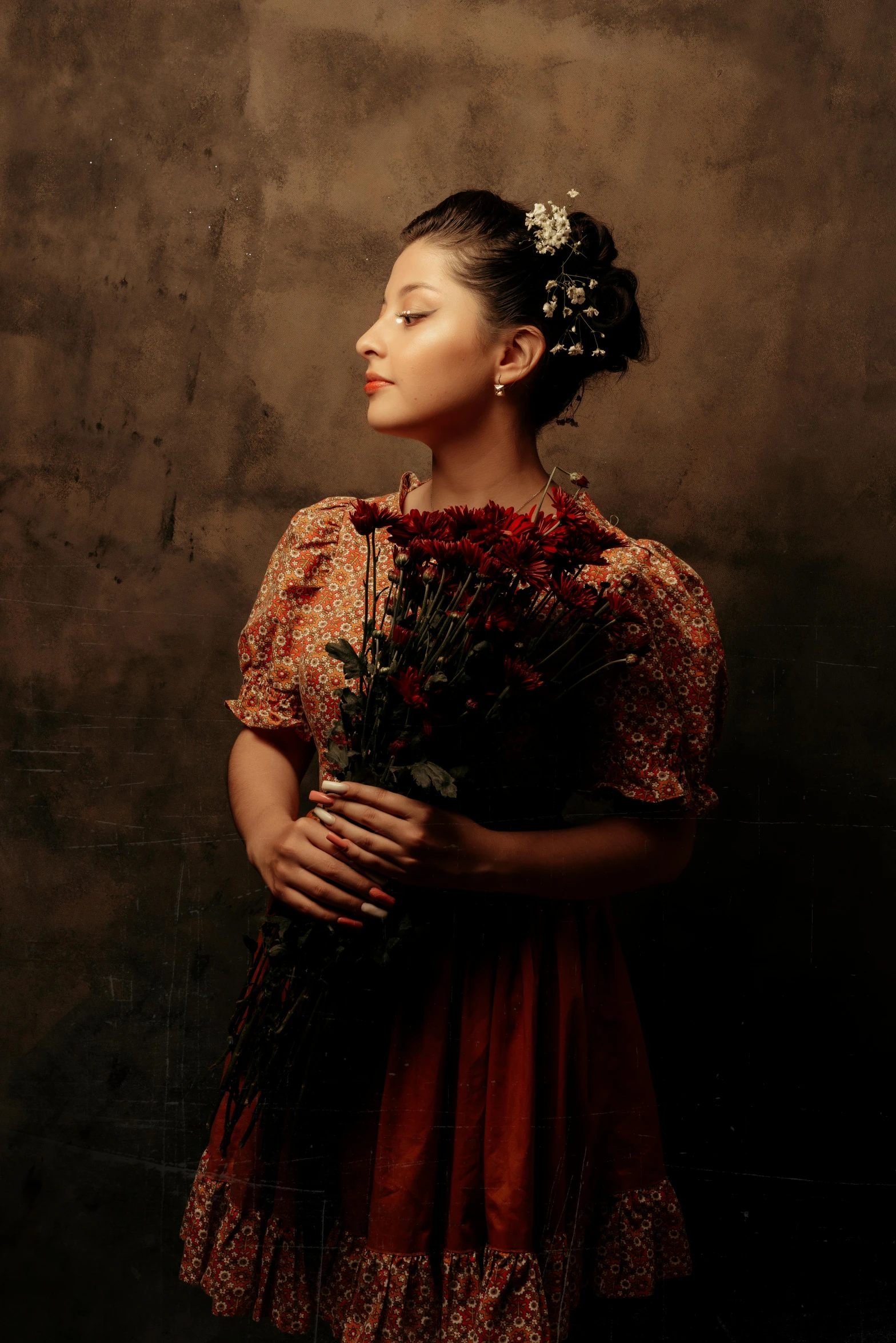 an old po of a young woman with her arms crossed