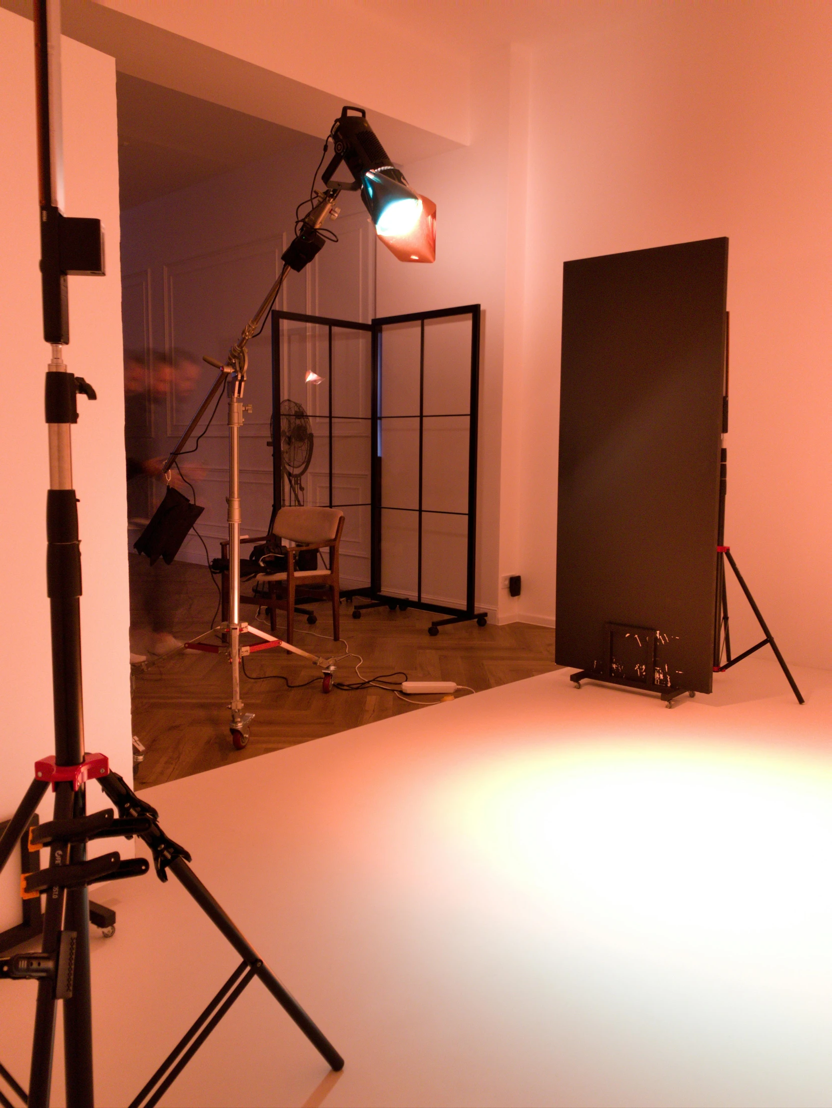 a room with light, equipment and a po studio