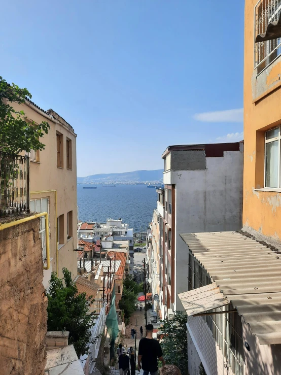 there are many buildings and houses along this path