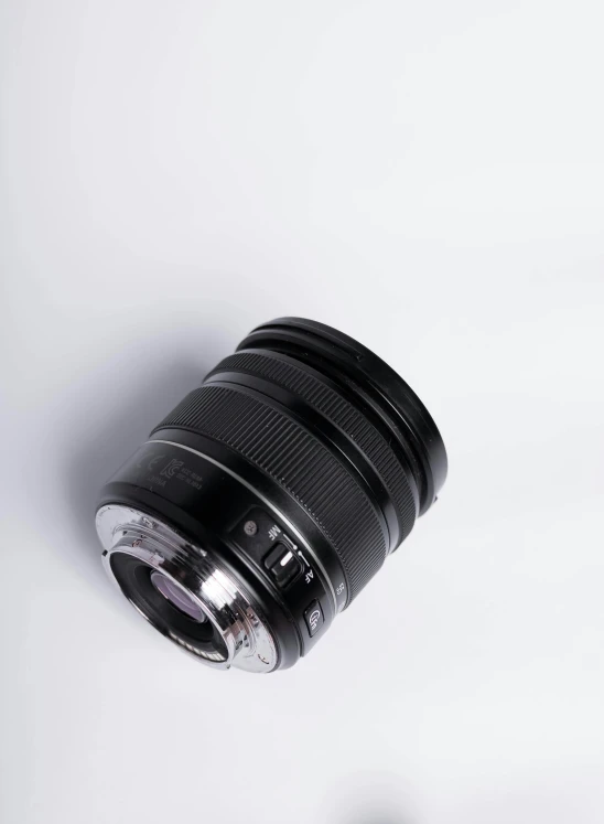 an electronic camera lens is shown on the table