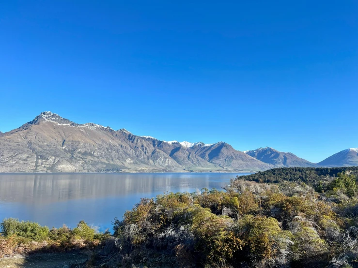 this is an image of a mountain lake