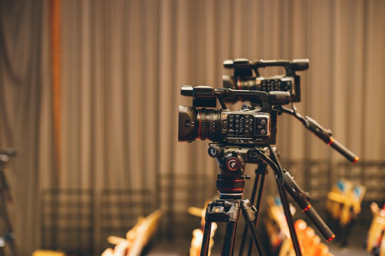 the view of a video camera on an tripod