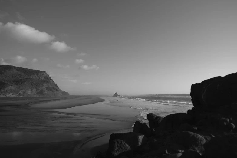 black and white po of the beach on a beautiful day