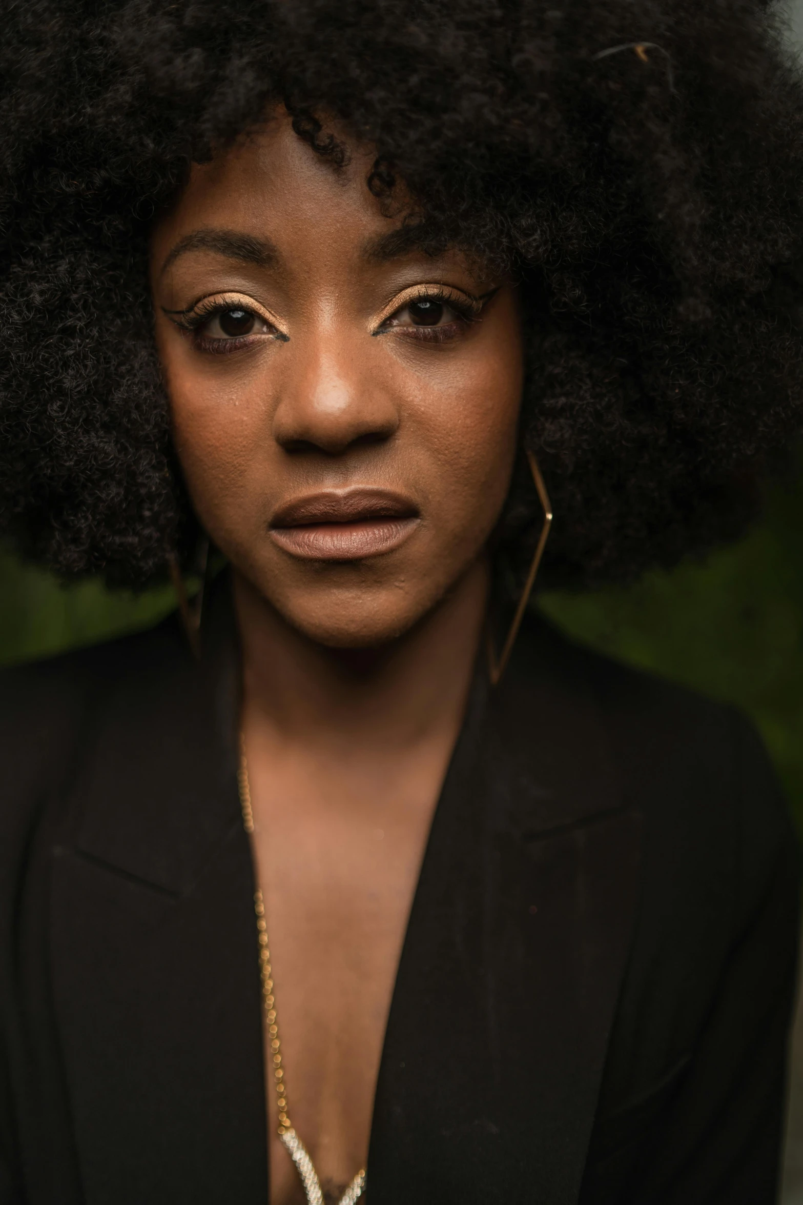 an image of a woman with natural hair