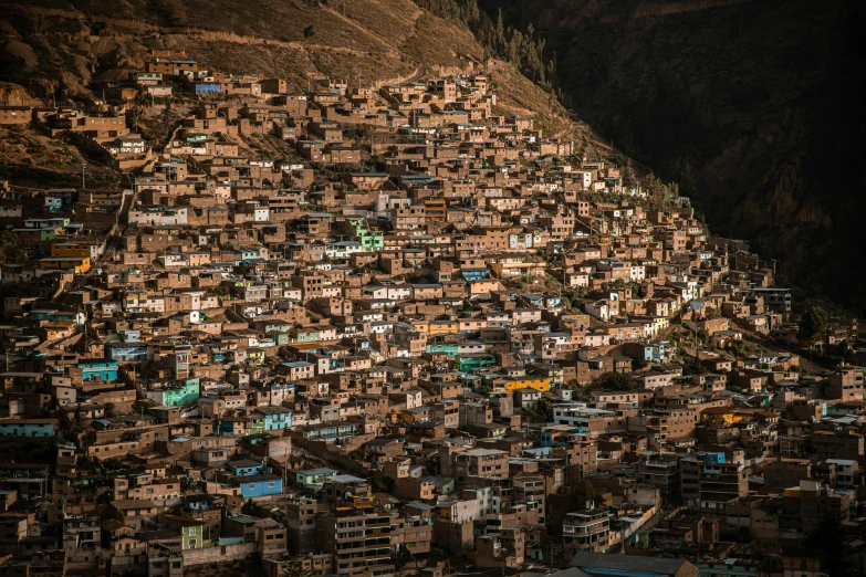 this is a very close up picture of a town