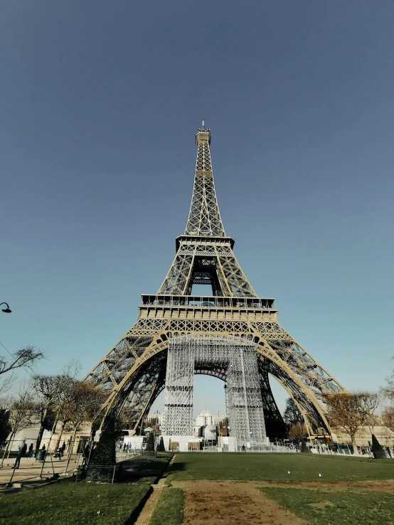 the eiffel tower is a major monument and part of paris