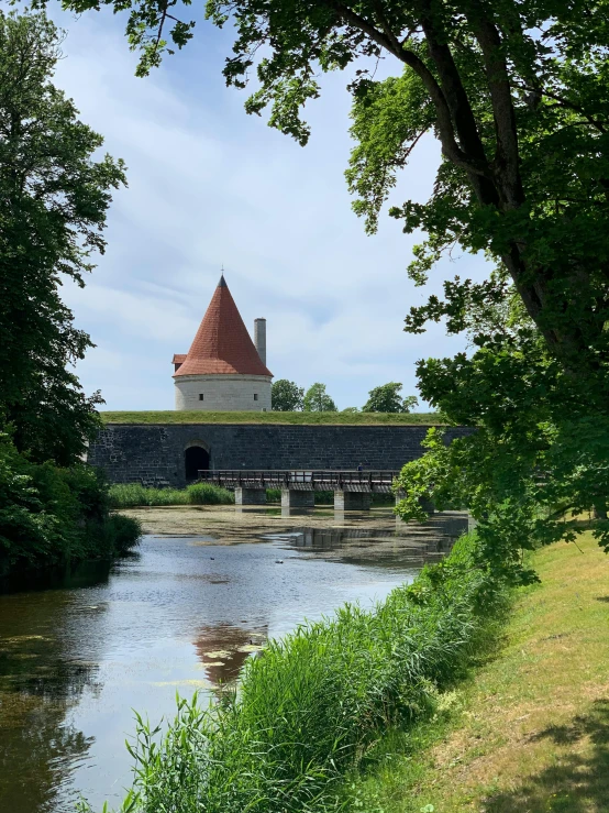 a castle is in the background on a clear day