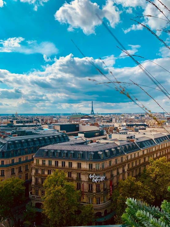 an image of a beautiful view of paris