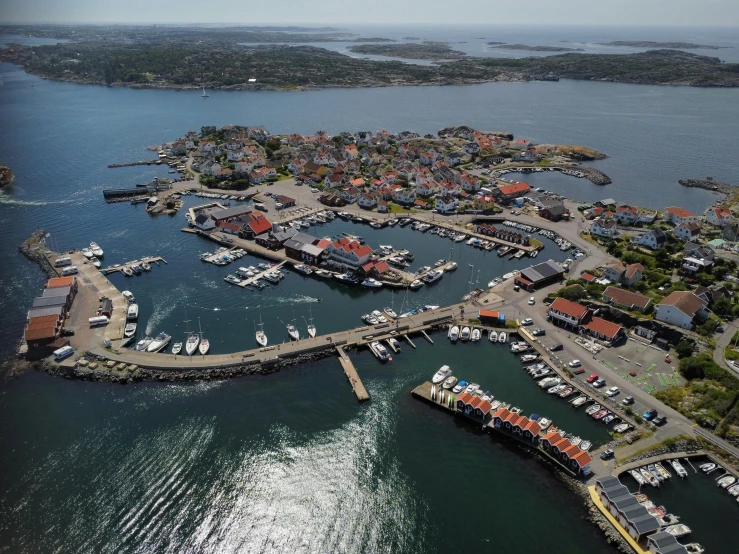 an aerial view of the marina in the city