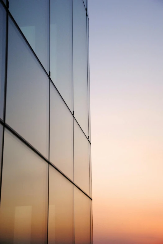 an image of an outside building and sky