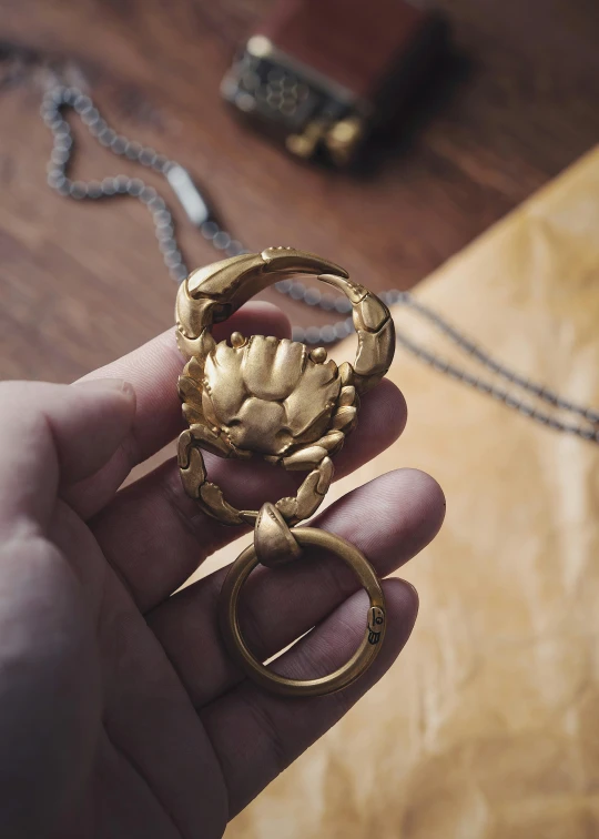 there is an antique ring with the crab shaped on top