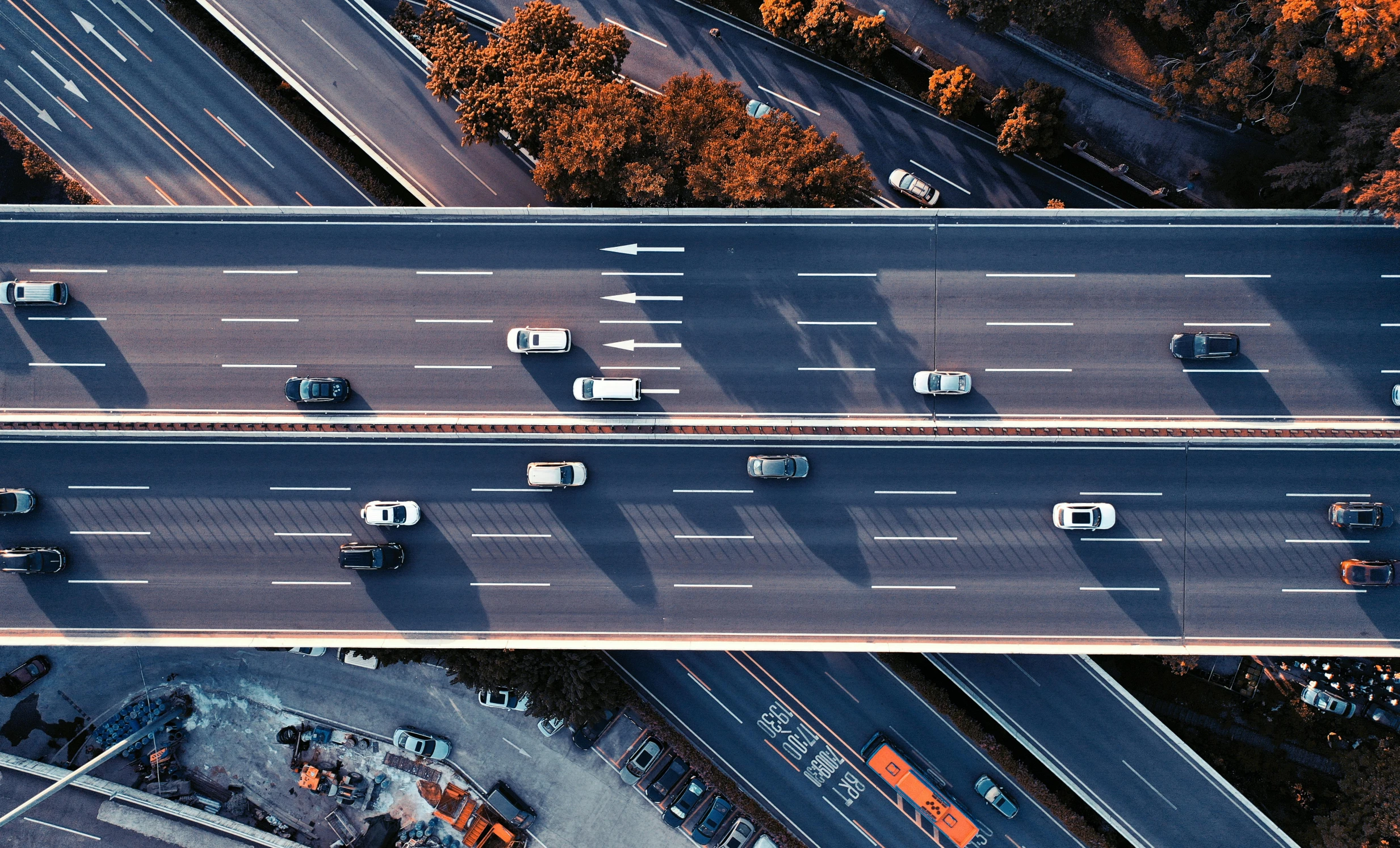 several lanes of roadways in the middle of an area